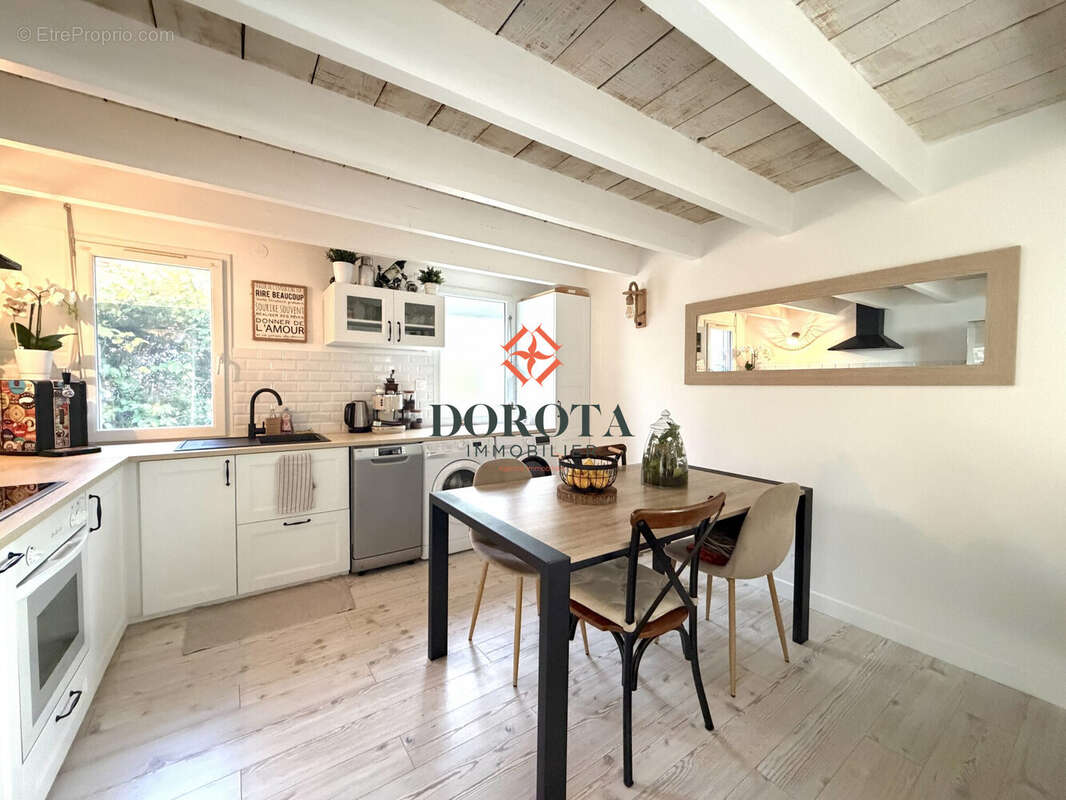 Maison à VILLARD-BONNOT