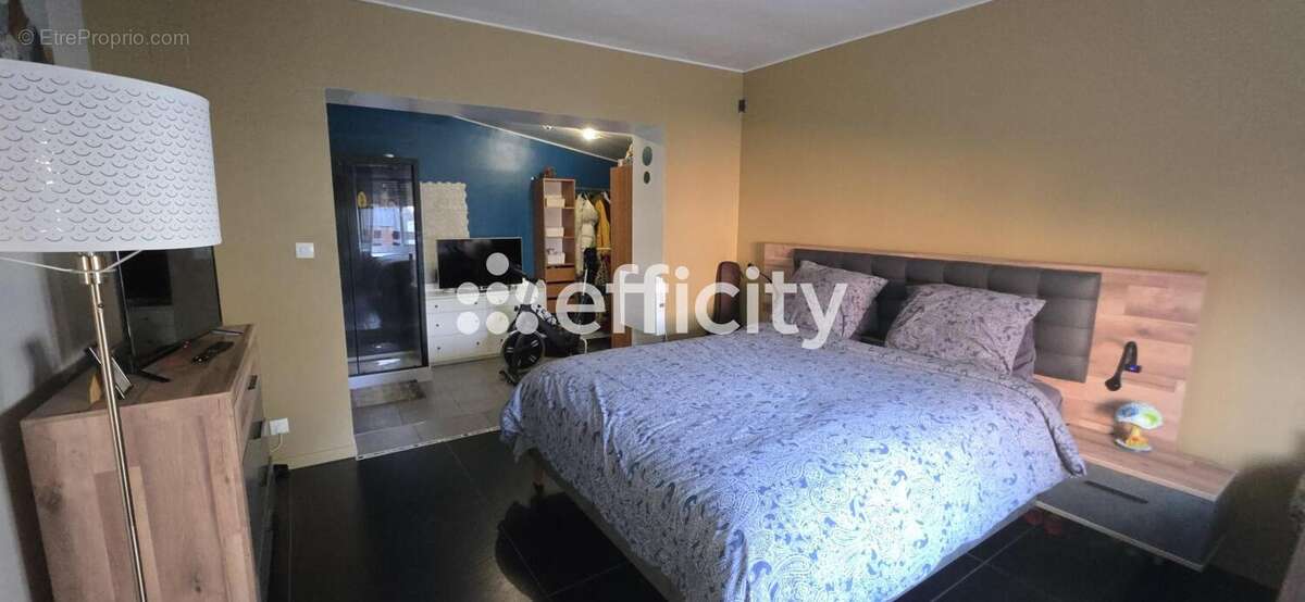 Maison à FACHES-THUMESNIL