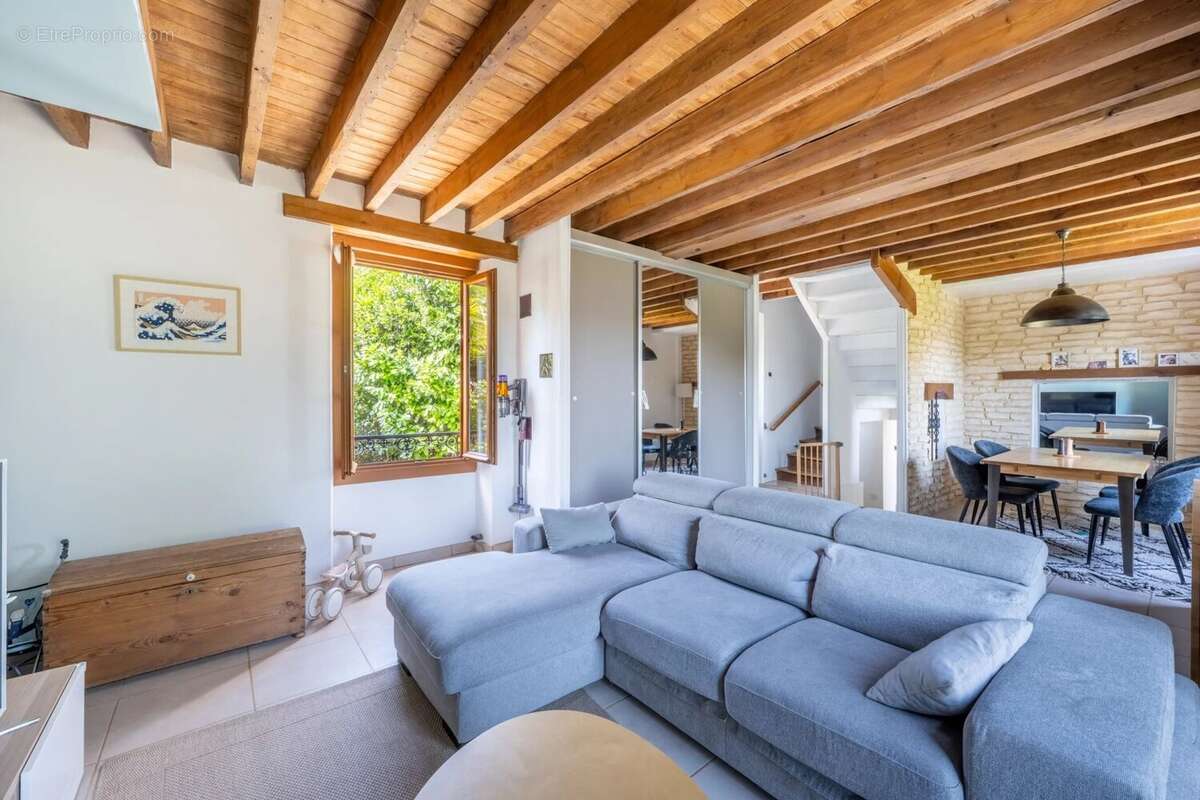 Maison à EPONE