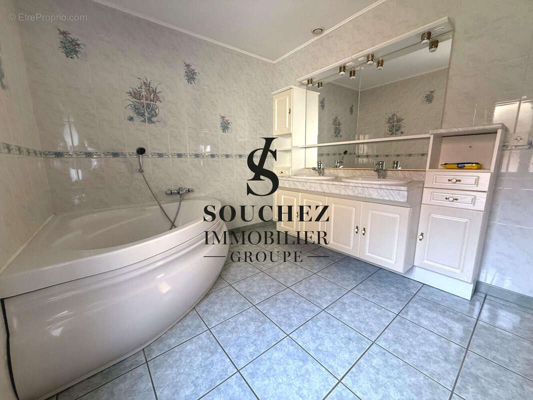 Maison à SAVY-BERLETTE