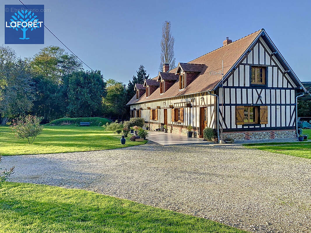 Maison à BERNAY