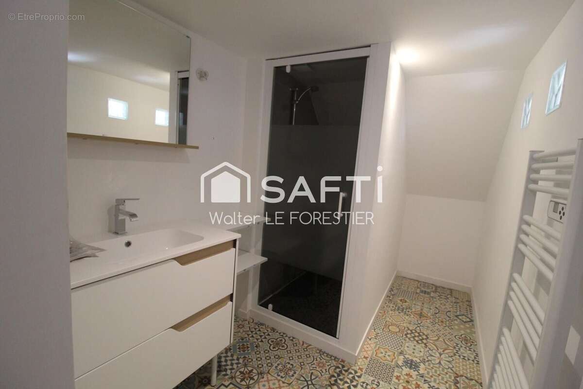 Photo 5 - Appartement à SAINT-LOUIS-DE-MONTFERRAND