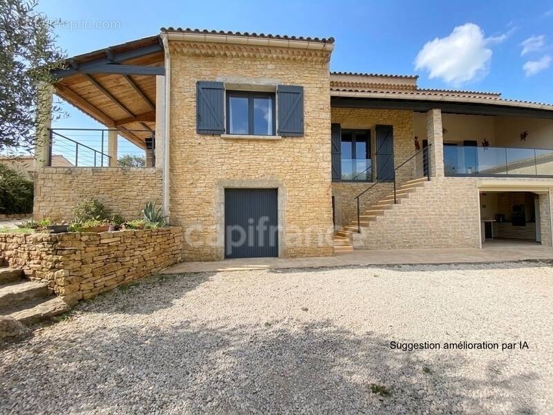 Maison à UZES