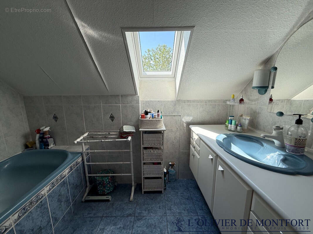 Maison individuelle Les Essarts Le Roi  de 139 m² au sol - photo 15