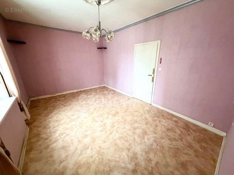 Appartement à CARHAIX-PLOUGUER
