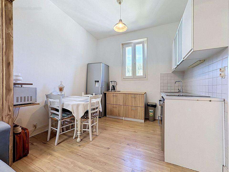 Appartement 26 m² à Clermont  - photo 4