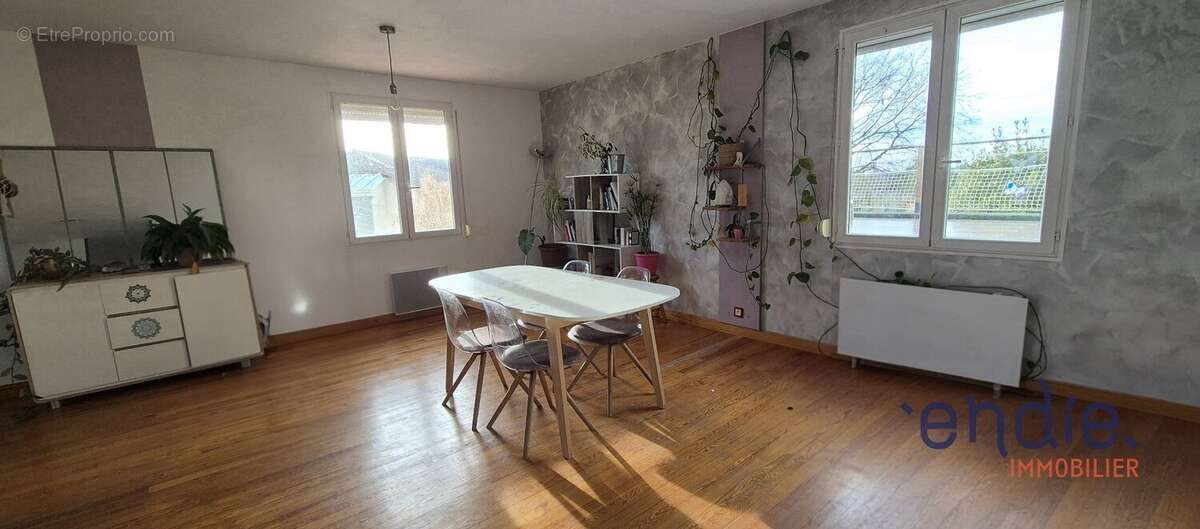 Maison à BEAUMONT-SUR-LEZE