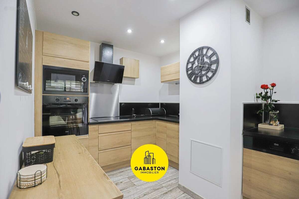 Appartement à MARSEILLE-10E