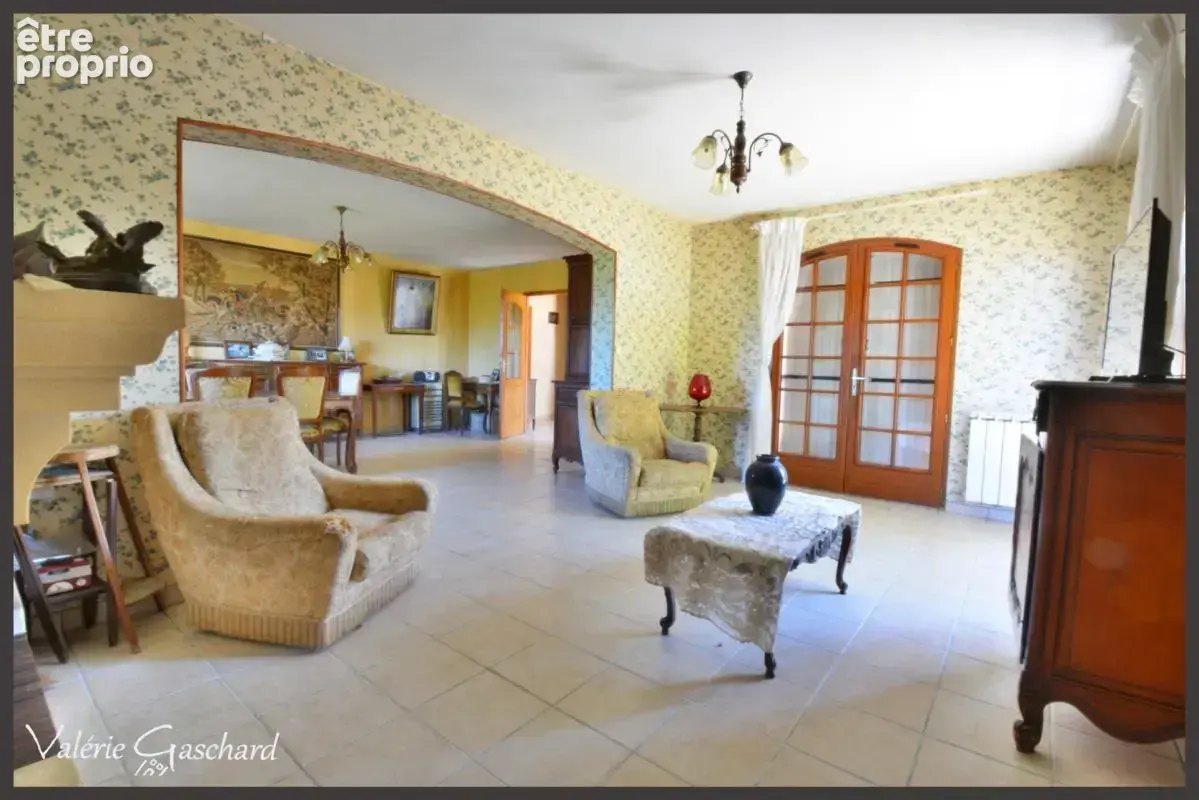 Le Pizou (dordogne) maison de 128 m² +  2850 m² de terrain et triple garage - photo 6