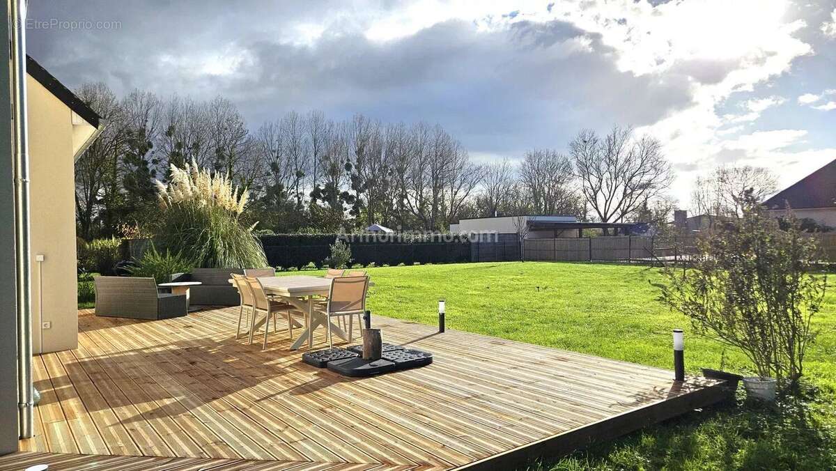 Maison à SANNERVILLE