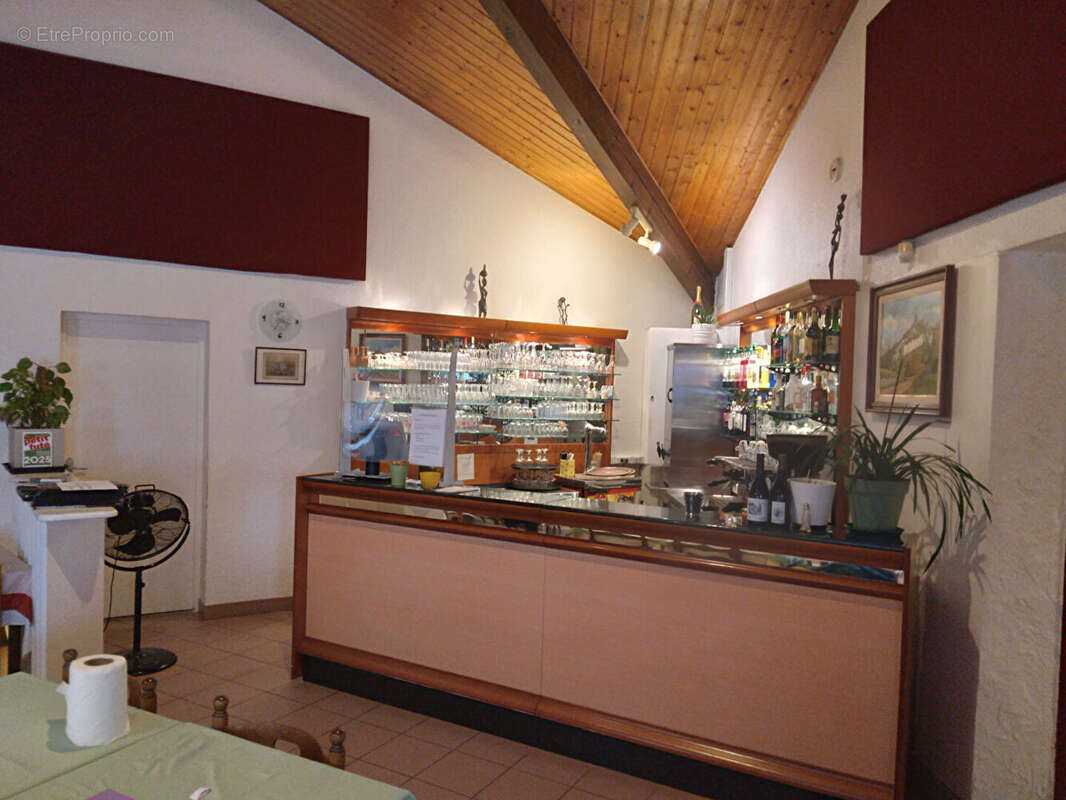 Commerce à SAINT-PERAY
