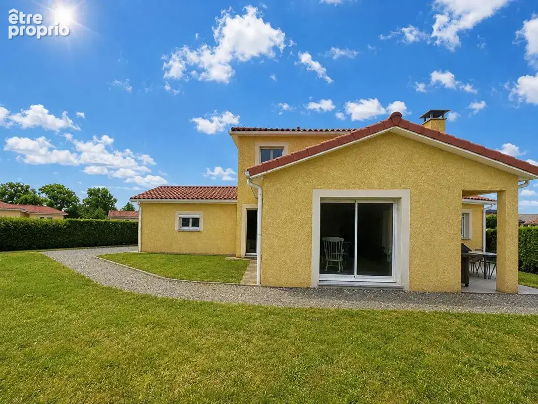 MAGNEUX HAUTE RIVE 42600 Maison 140m² 4 chambres sur 1322m² de terrain - photo 2