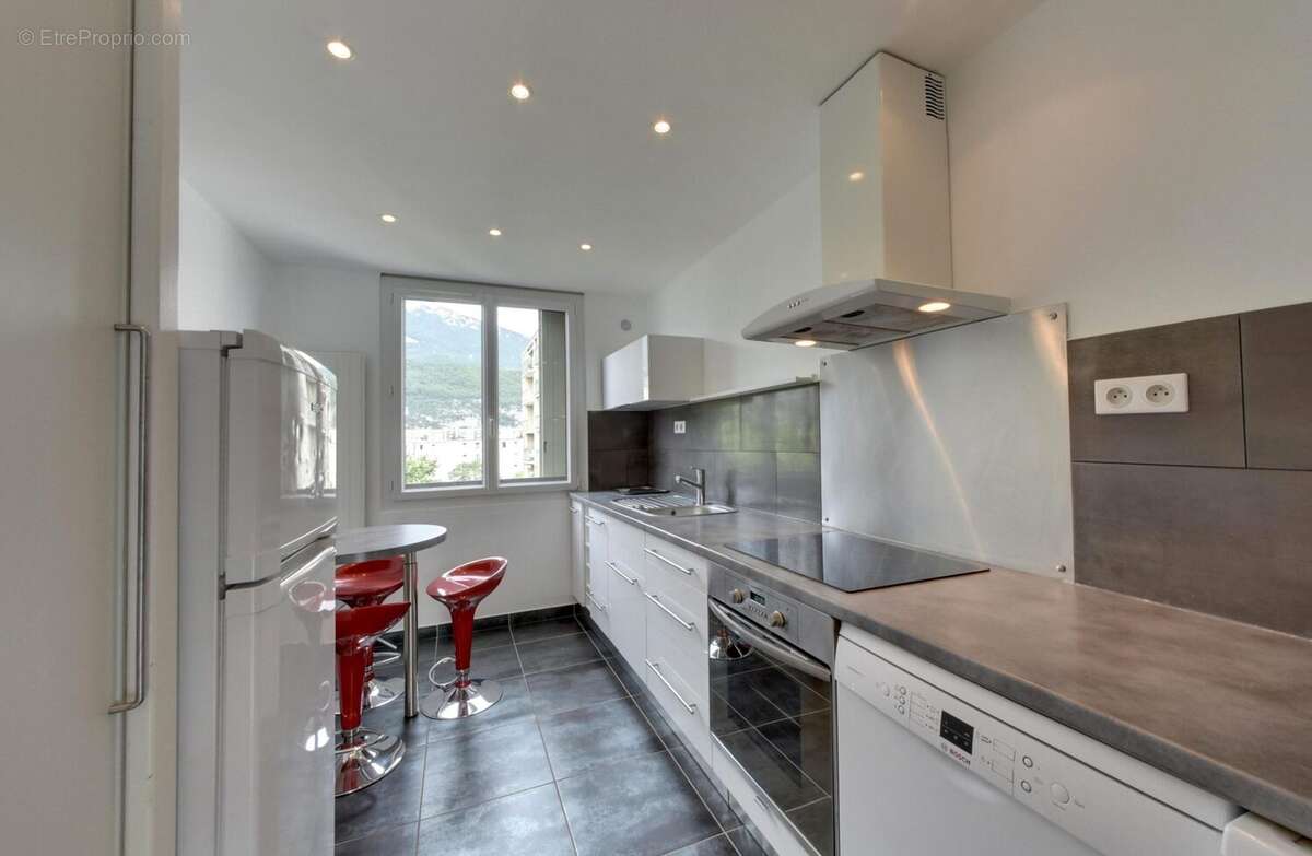 Cuisine - Appartement à ECHIROLLES