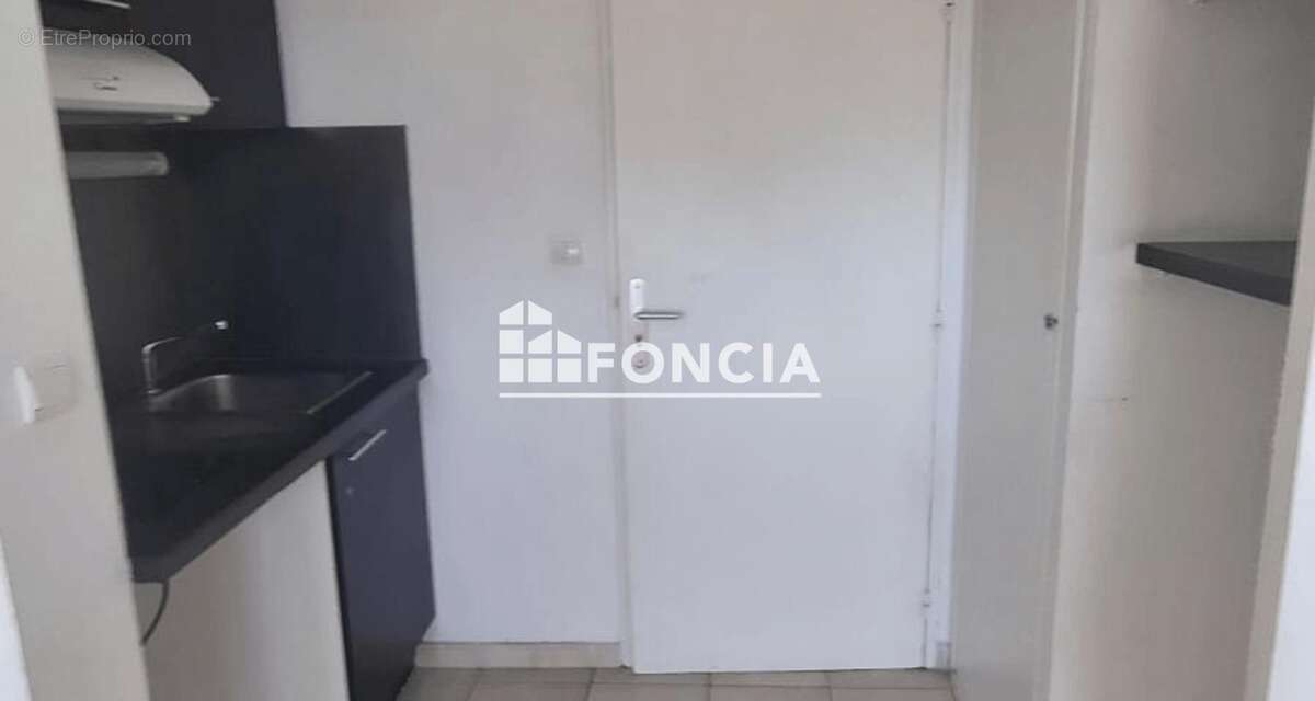 Appartement à LA LONDE-LES-MAURES