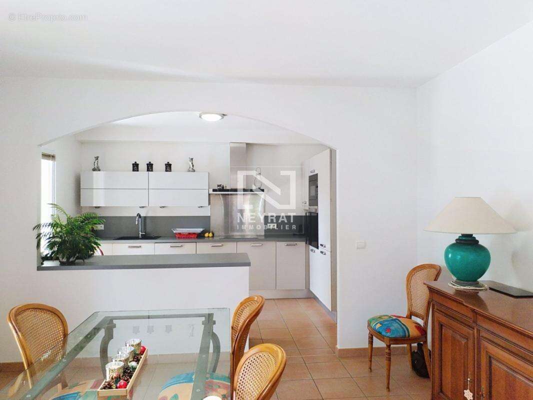 Maison à FAYENCE