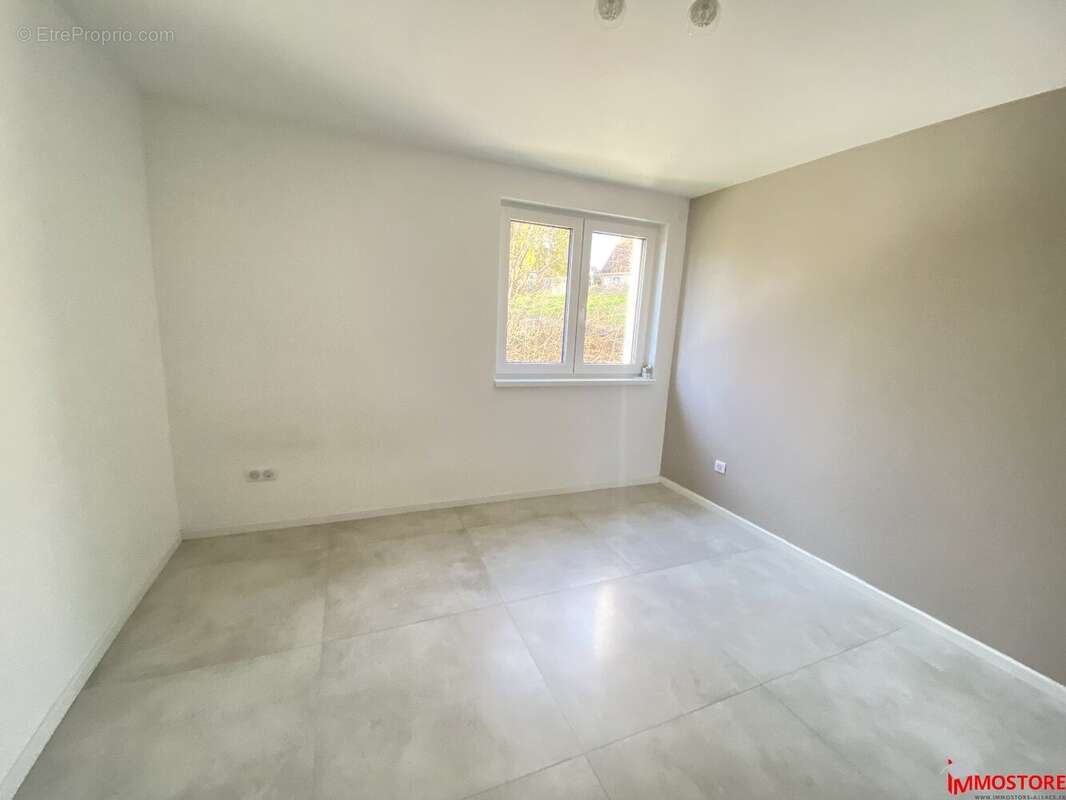 Maison à toit plat 6 pièces de 150m² - photo 6