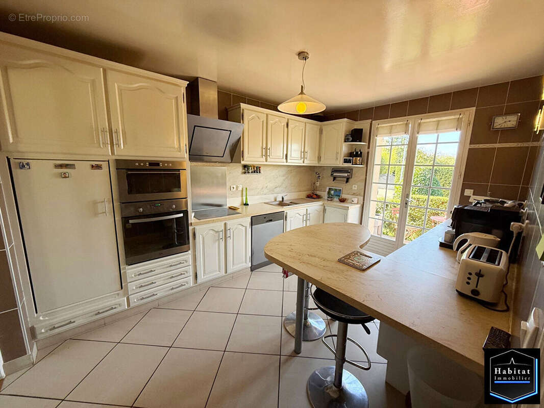 Maison à DAMMARTIN-EN-GOELE