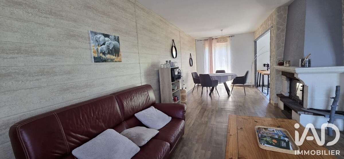 Maison 70 m² à Nuaille  - photo 5