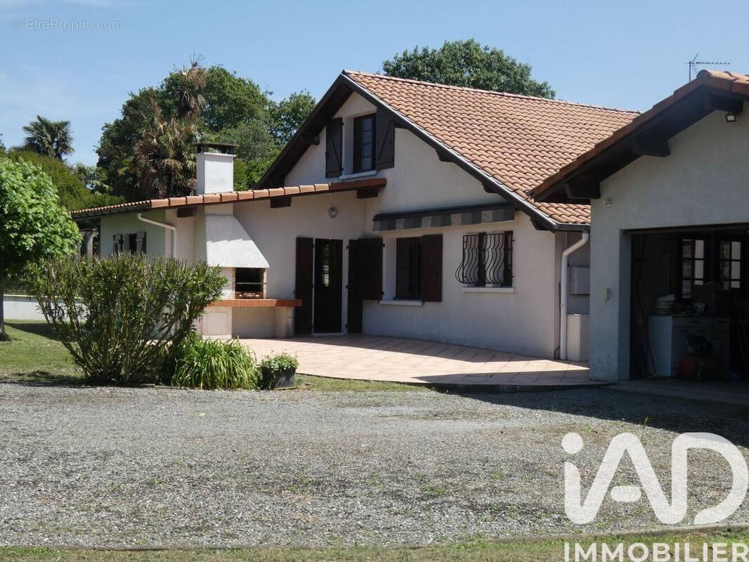 Photo 1 - Maison à GARREY