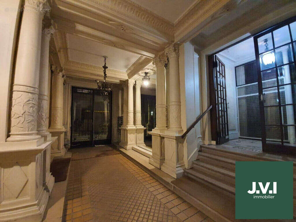 Appartement à ENGHIEN-LES-BAINS