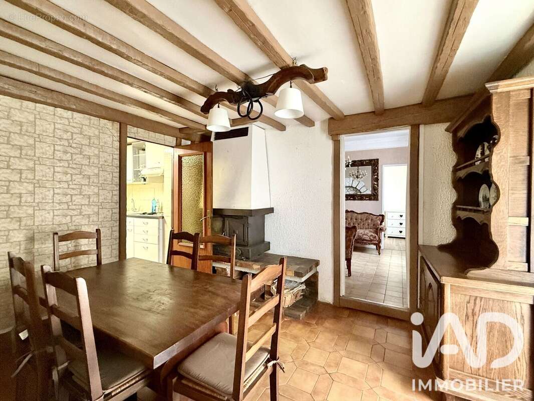 Photo 6 - Maison à VILLEJUST