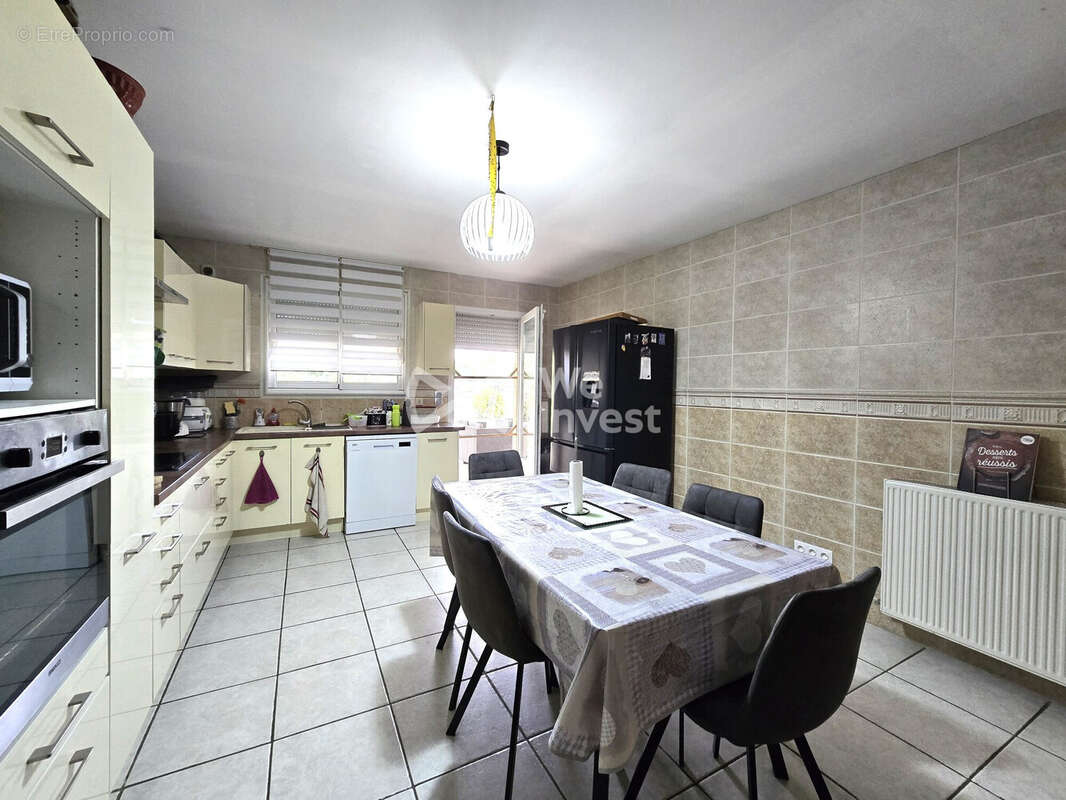 Maison 154 m² à Castelsarrasin  - photo 9