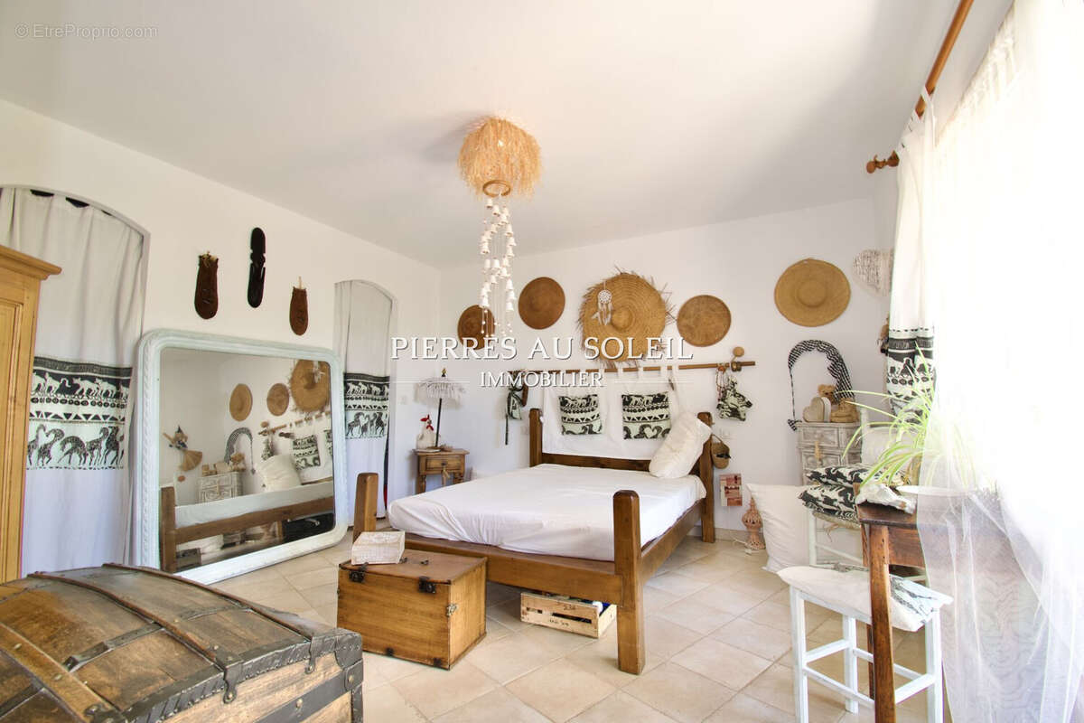 Maison 140 m² à La Tour-Sur-Orb  - photo 9