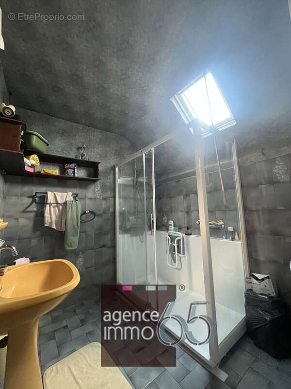 Maison à LUZ-SAINT-SAUVEUR