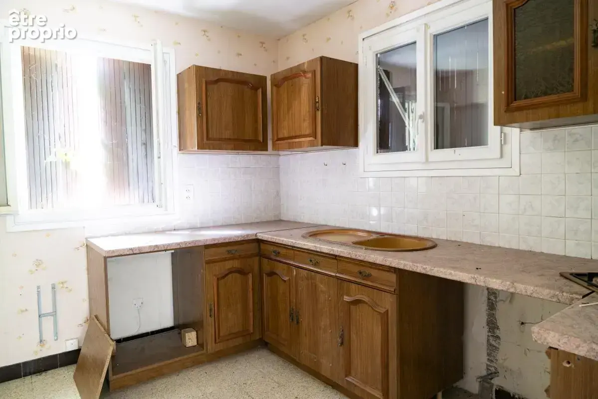 4 maisons - 427 m² -Château-Arnoux-Saint-Auban (04) - photo 7