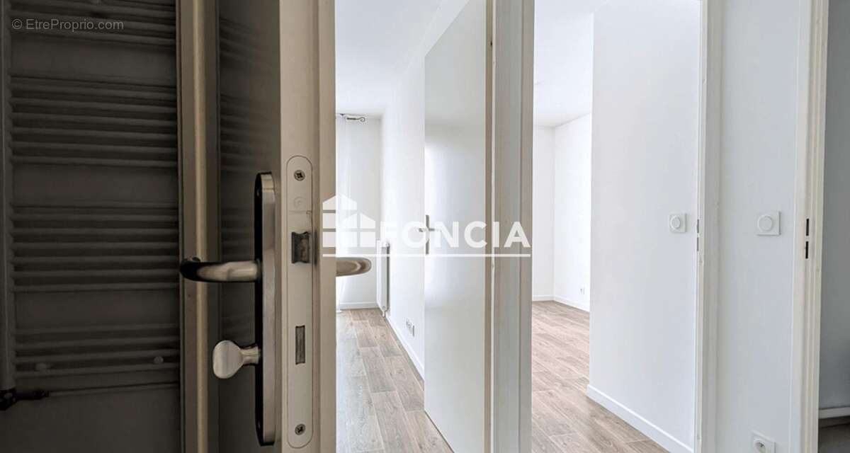 Appartement à CHILLY-MAZARIN