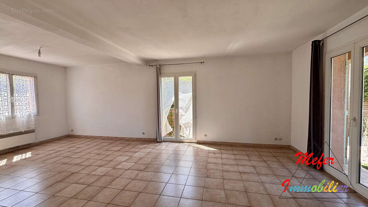 Maison 99 m² à Canet-En-Roussillon  - photo 5