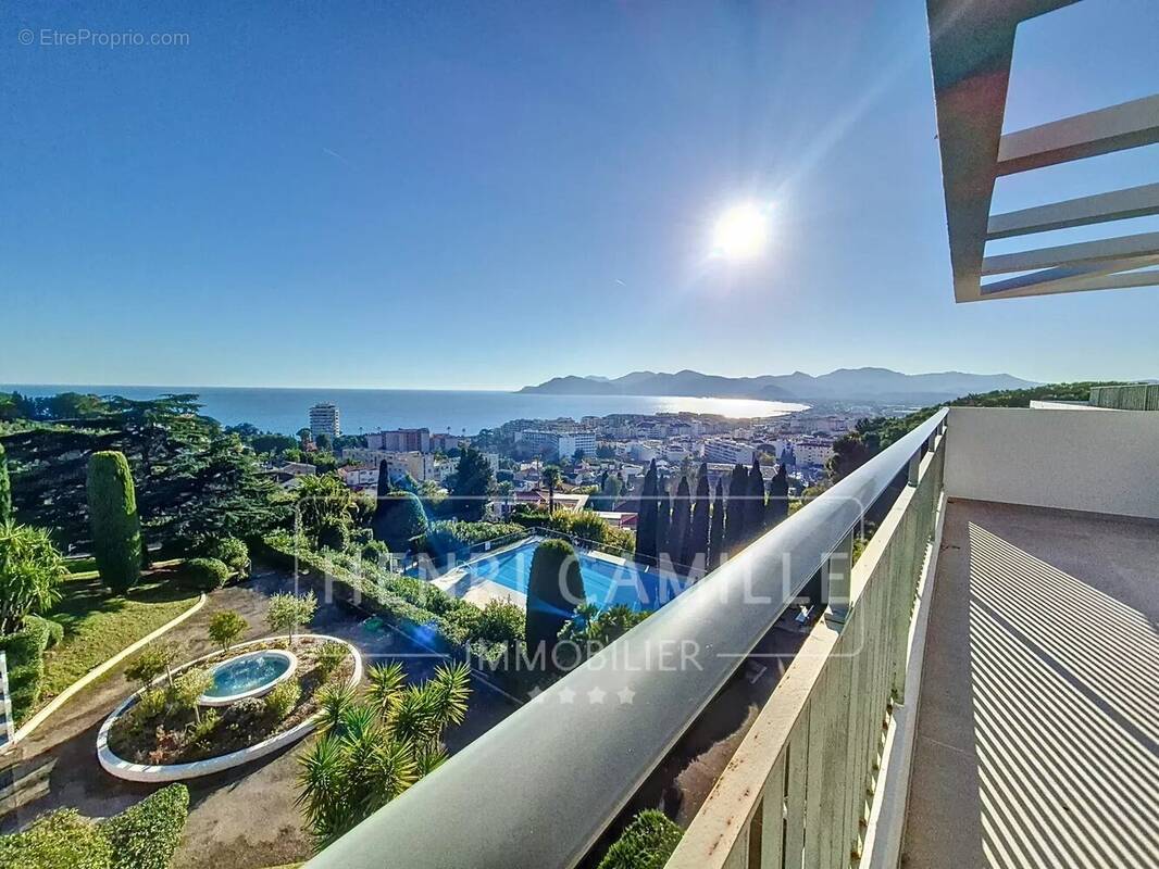 Appartement à CANNES