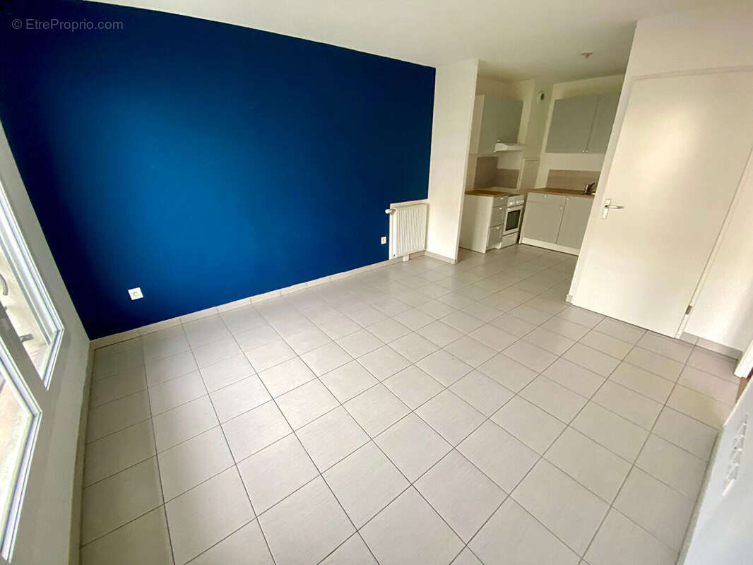 Appartement à SARTROUVILLE