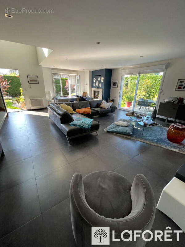 Maison à FONTAINEBLEAU