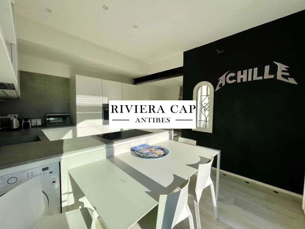 Appartement 58 m² à Antibes  - photo 3