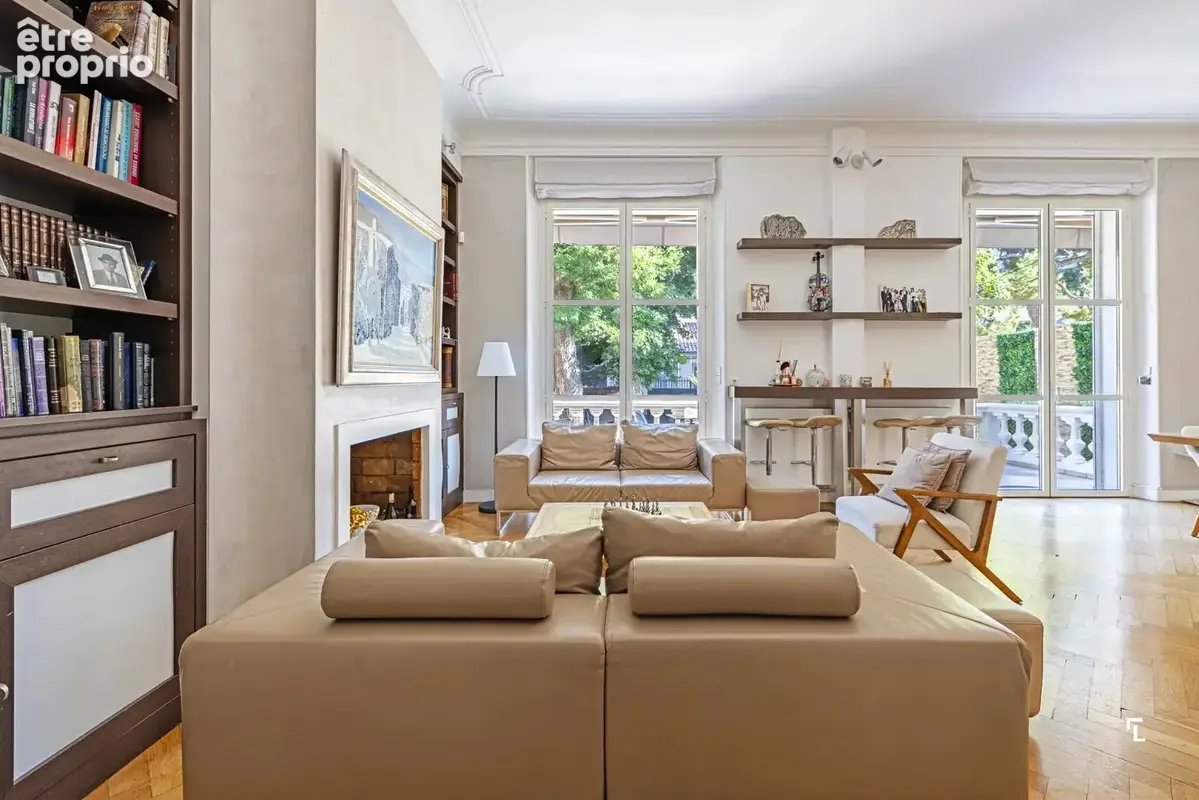L’INSOUPÇONNÉE - Maison T7 de 325m2 - Jardin - 13008  Carré d'or - photo 6