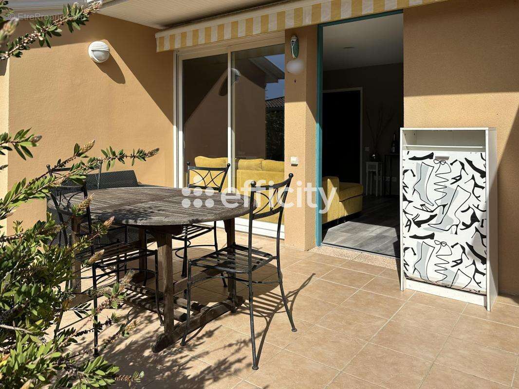 Maison 60 m² à Jonquieres-Saint-Vincent  - photo 6