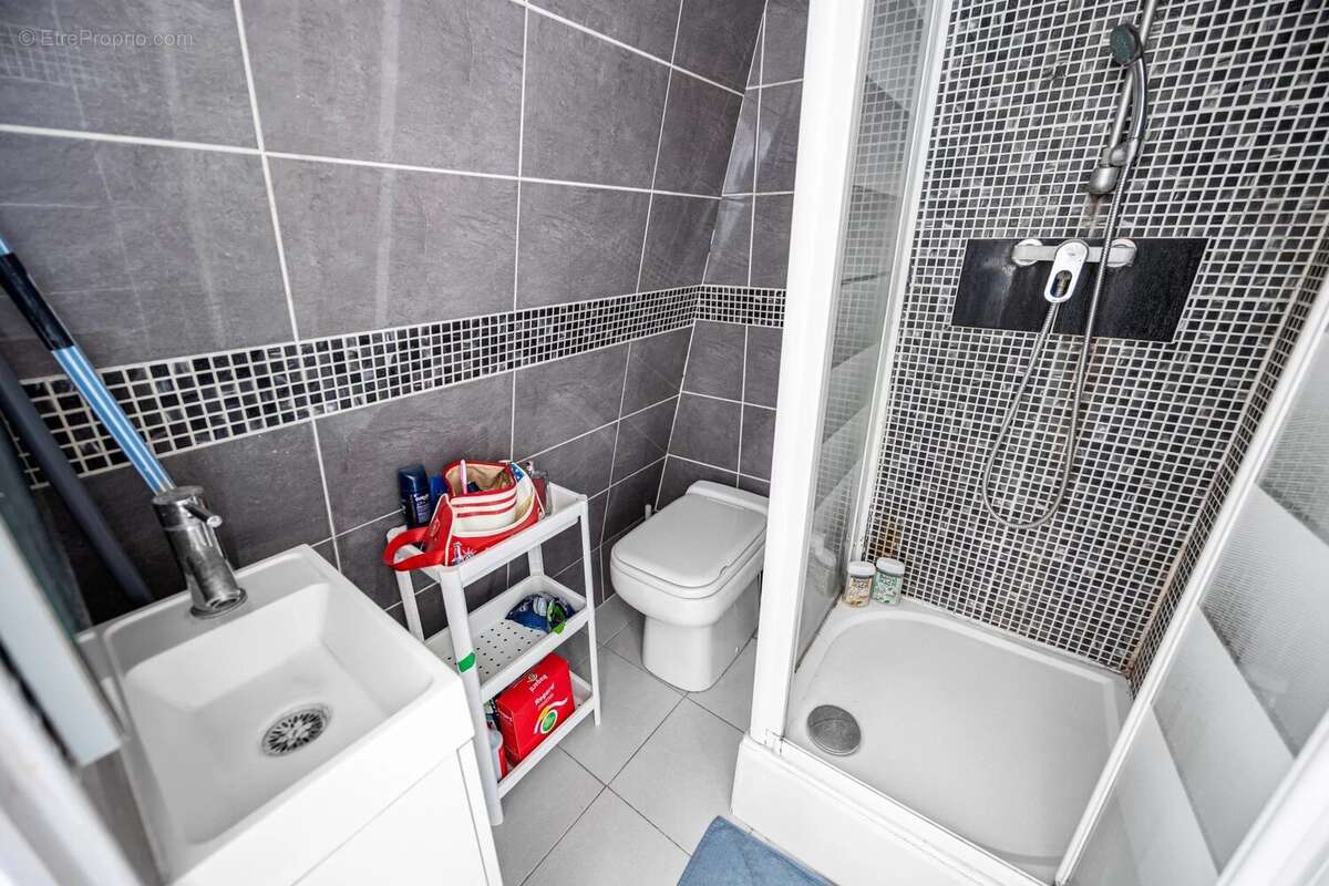 Appartement à PARIS-8E