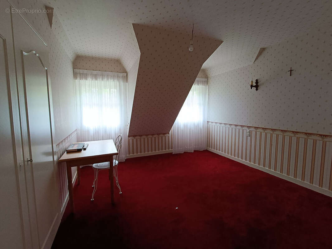 Belle maison sur vaste terrain ! - photo 9