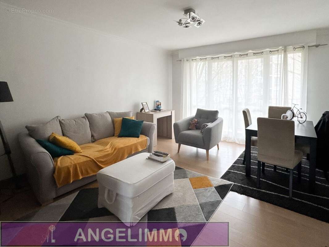 Appartement à LE PLESSIS-BOUCHARD