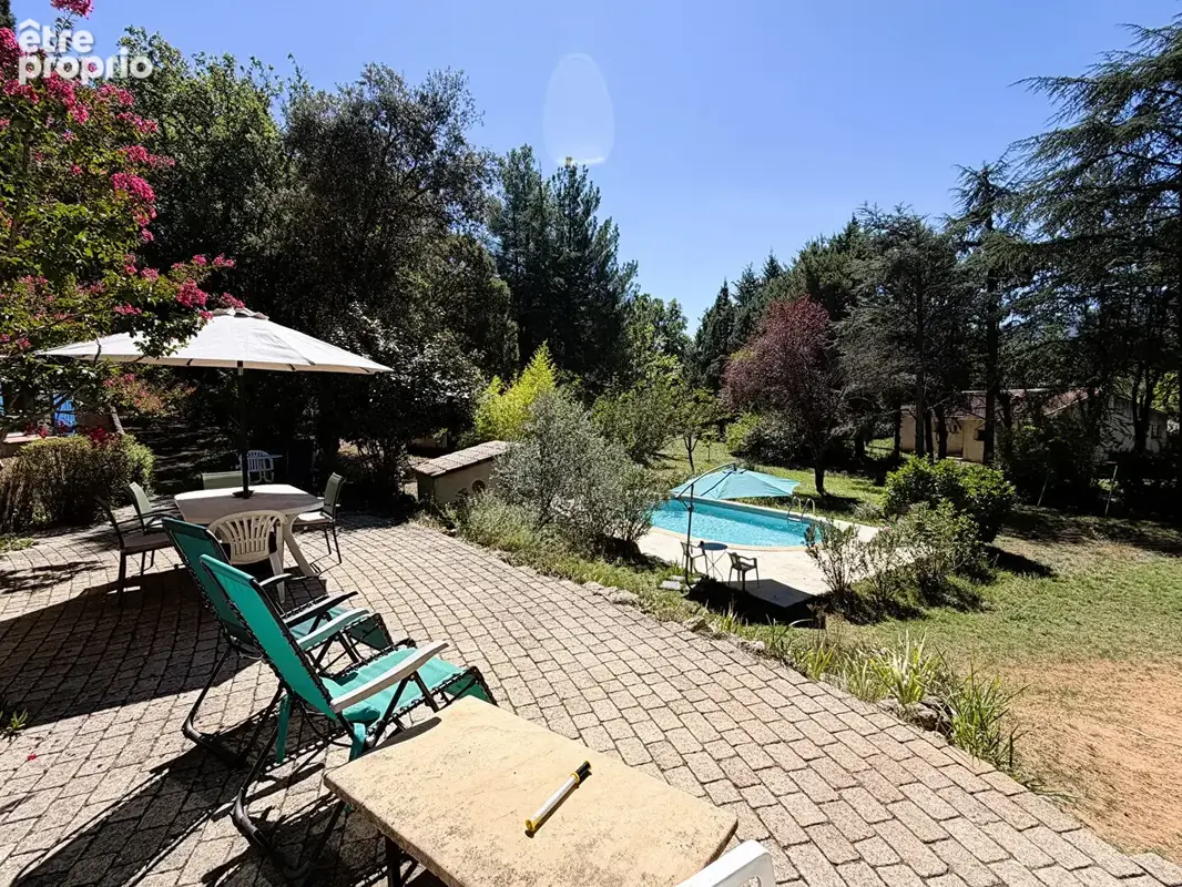 Villa 6 pieces avec terrain 5600m² et piscine 13490 jouques - photo 3
