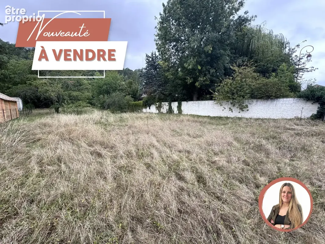Terrain à EZY-SUR-EURE