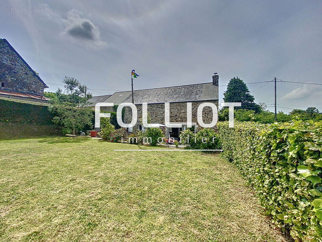 Maison à SAINT-PIERRE-D&#039;ARTHEGLISE