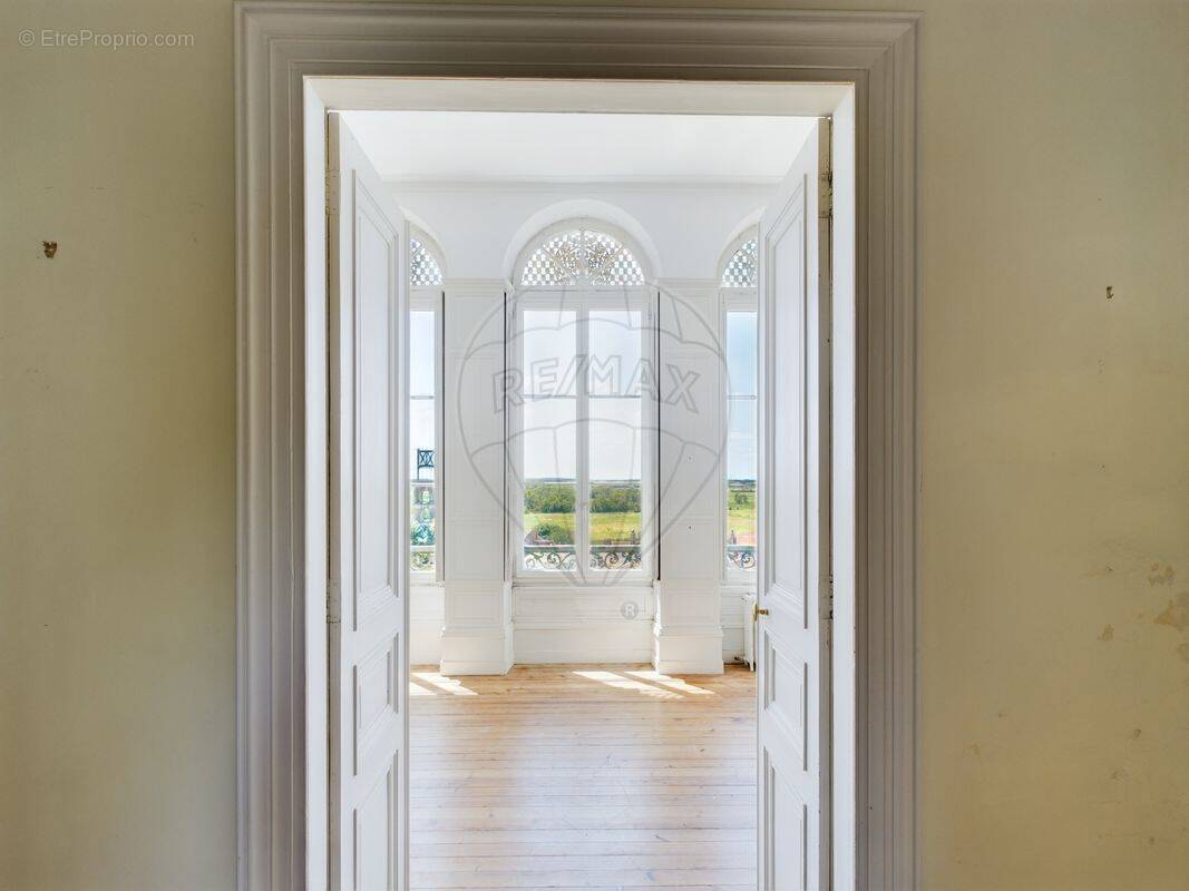 Maison à TONNAY-CHARENTE