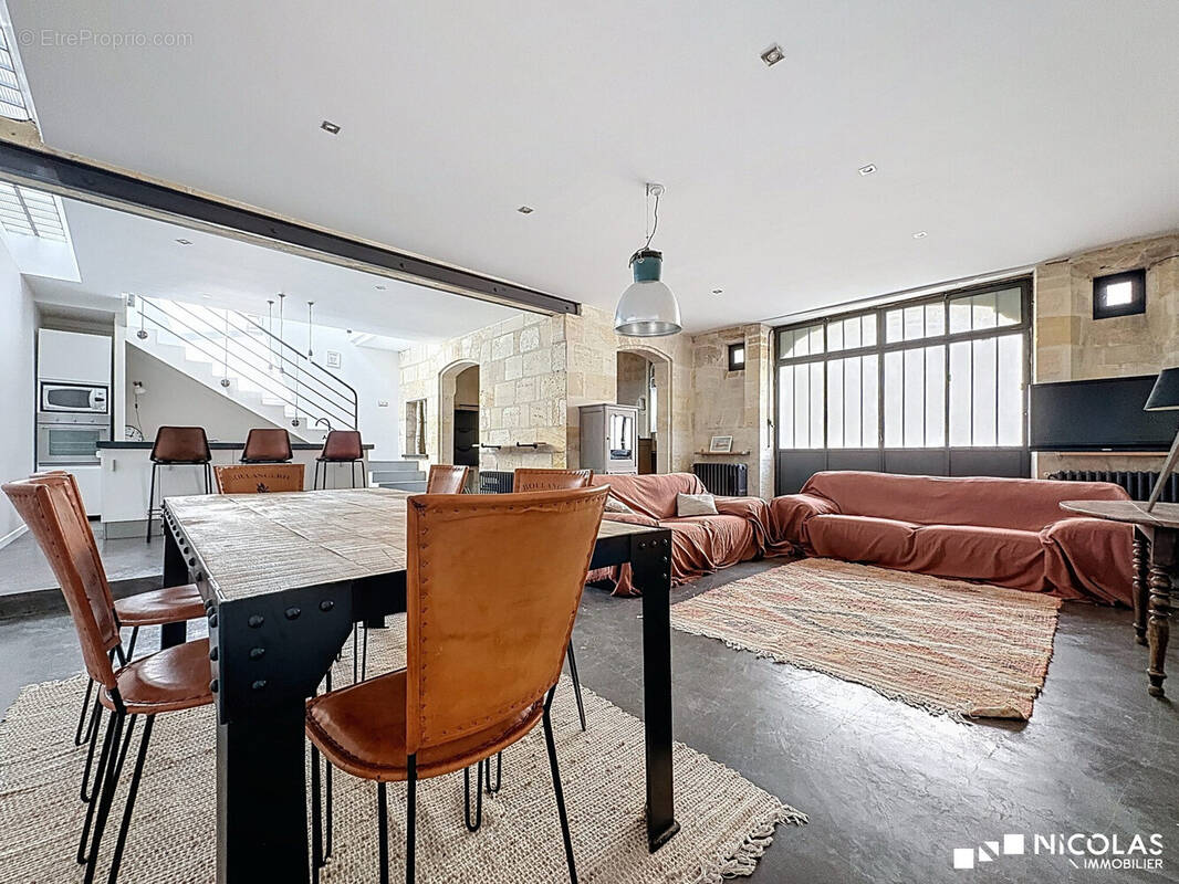 Appartement à BORDEAUX