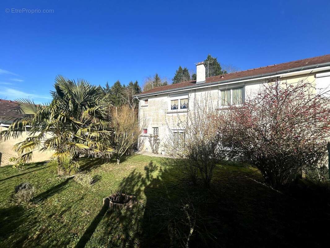 Photo 2 - Maison à GUEUGNON