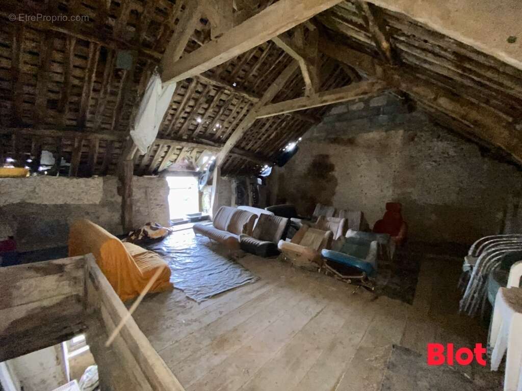 Maison à SAINT-MEEN-LE-GRAND