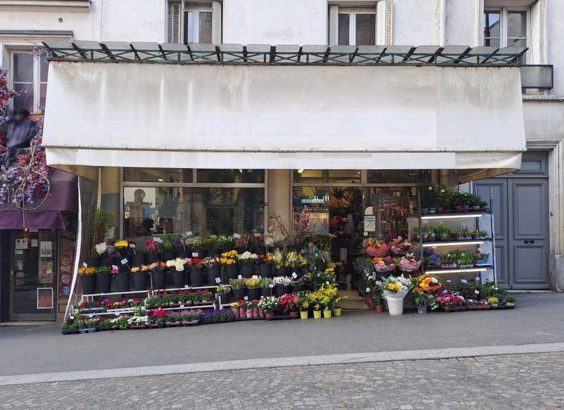 Commerce à PARIS-18E