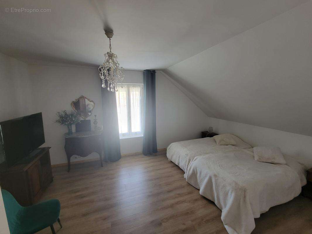 Maison à MARLY-GOMONT