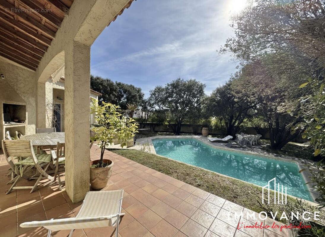 Maison à SUSSARGUES